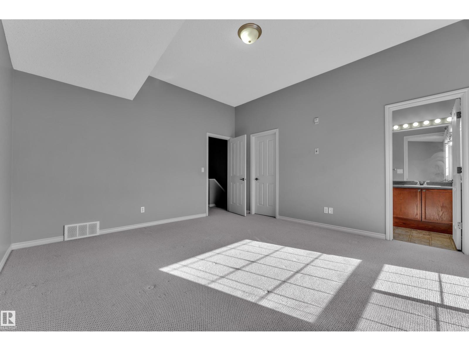 #110 13825 155 NW, Edmonton