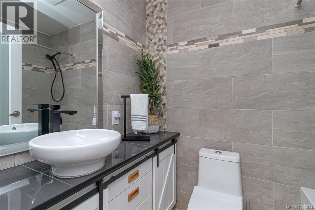  5384 Miller Road, Duncan