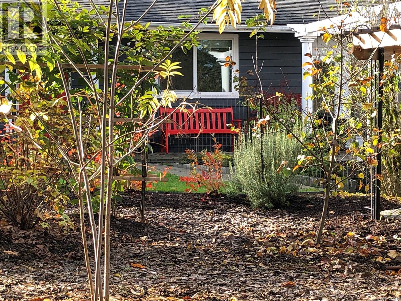  5384 Miller Road, Duncan