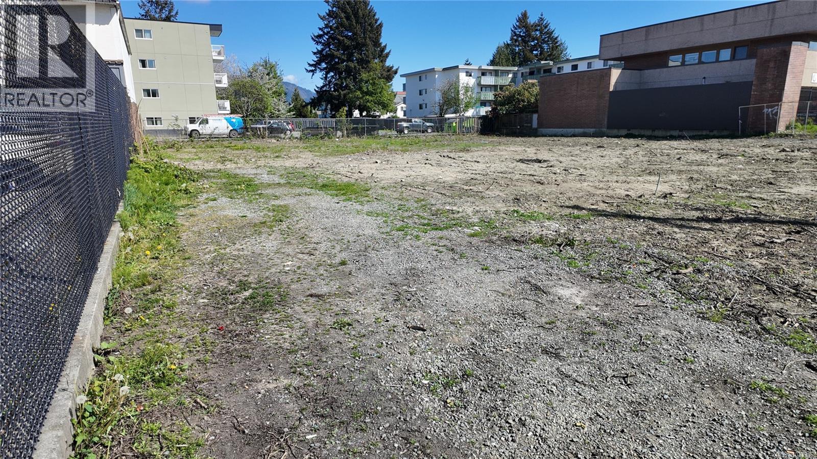 5865 York Rd — photo 23
