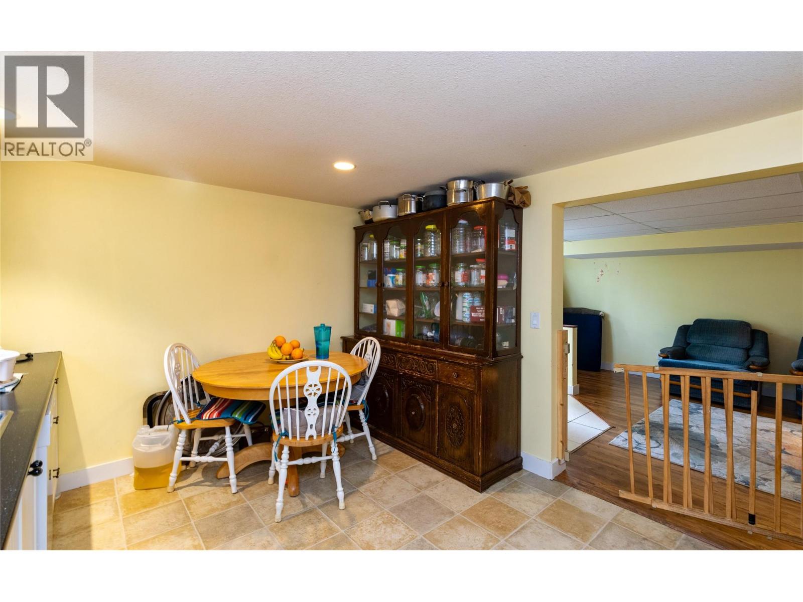 2780 25 Avenue NE - 29