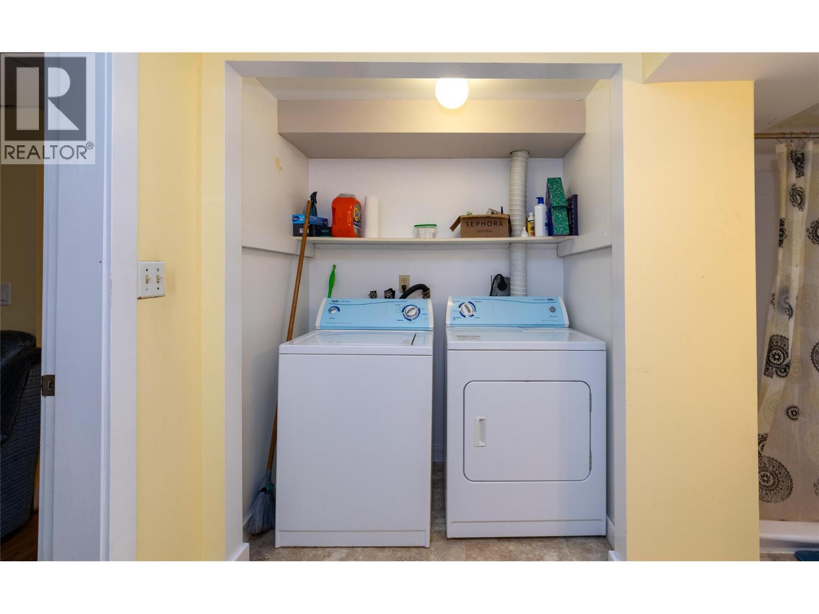 2780 25 Avenue NE - 37