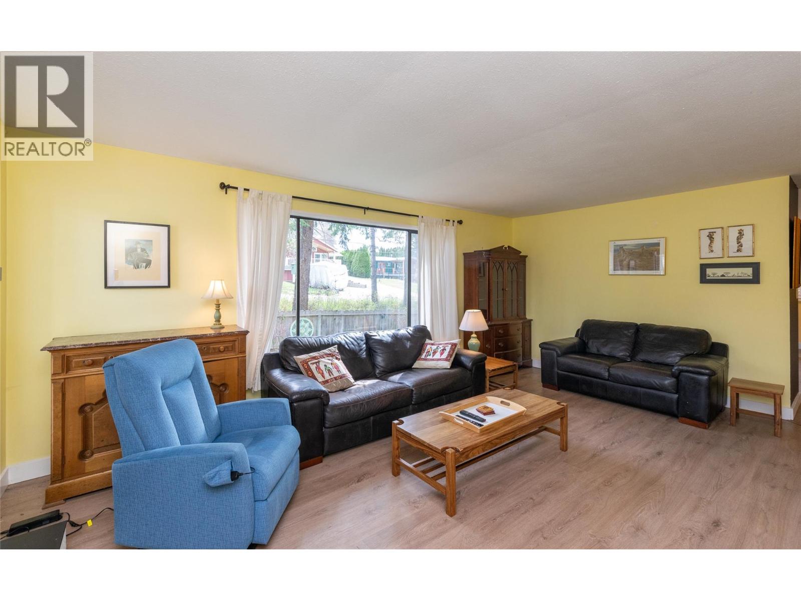 2780 25 Avenue NE - Image 3