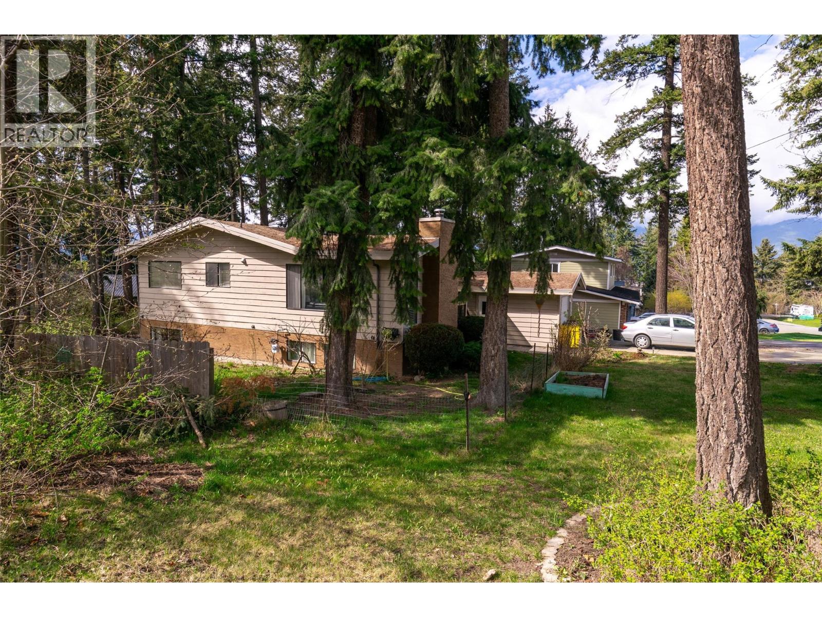 2780 25 Avenue NE - 43