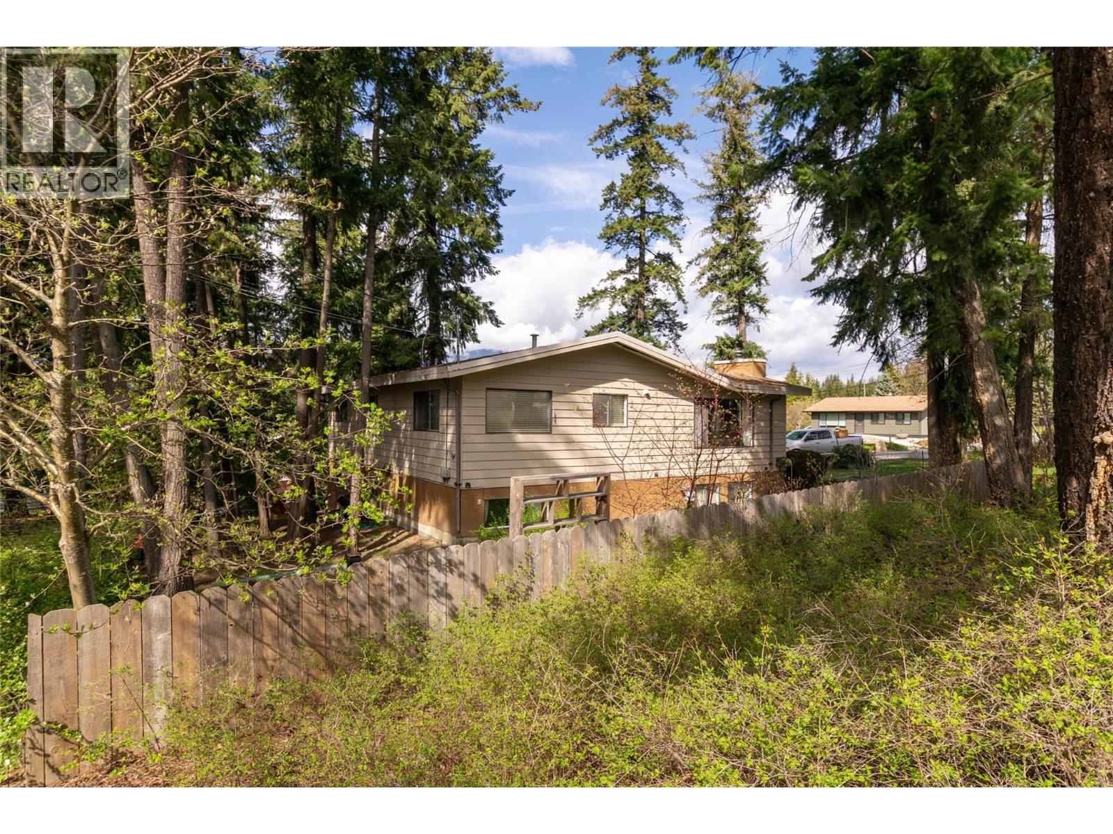 2780 25 Avenue NE - 45