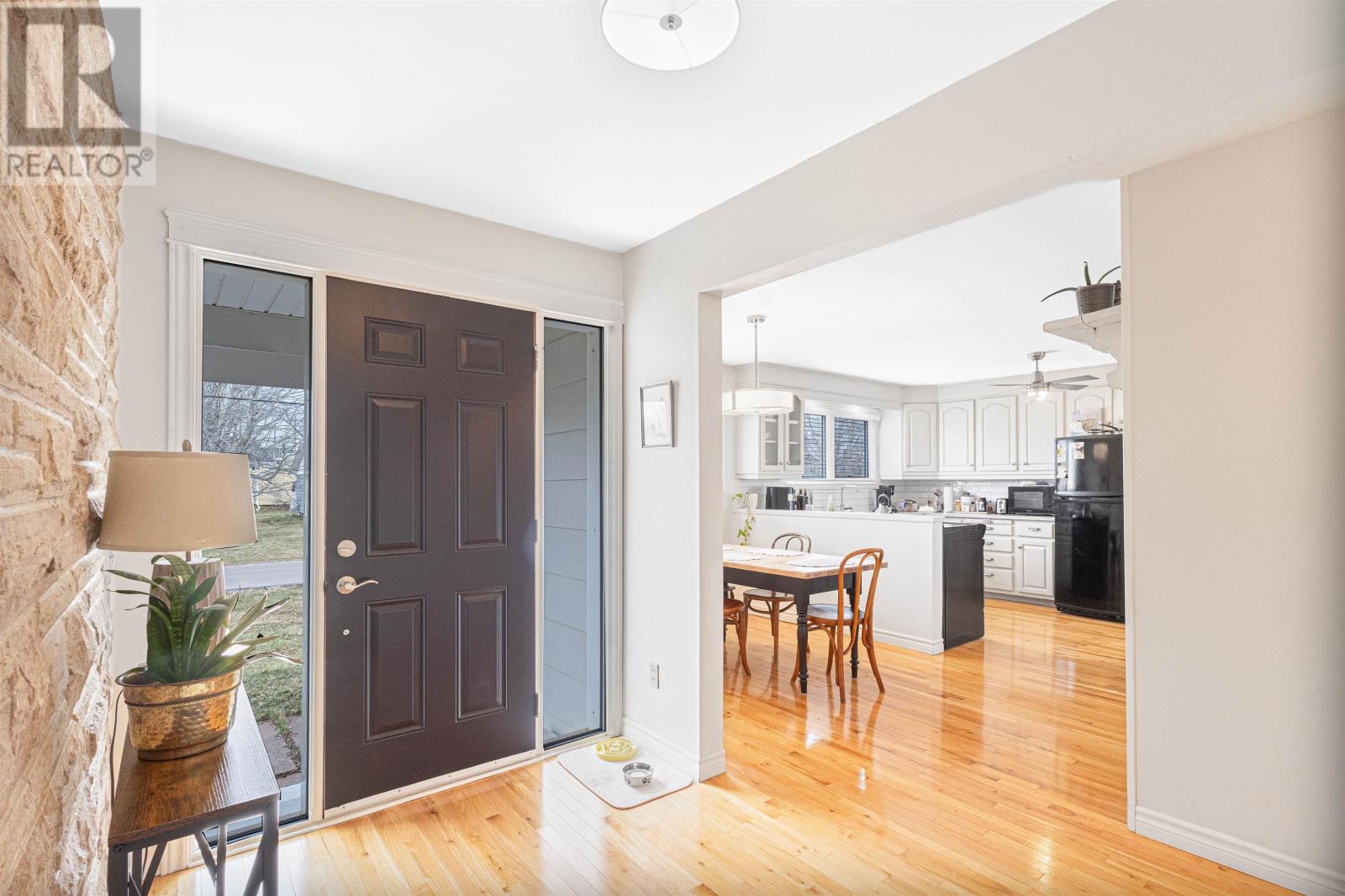 16 Donwood Drive - 11