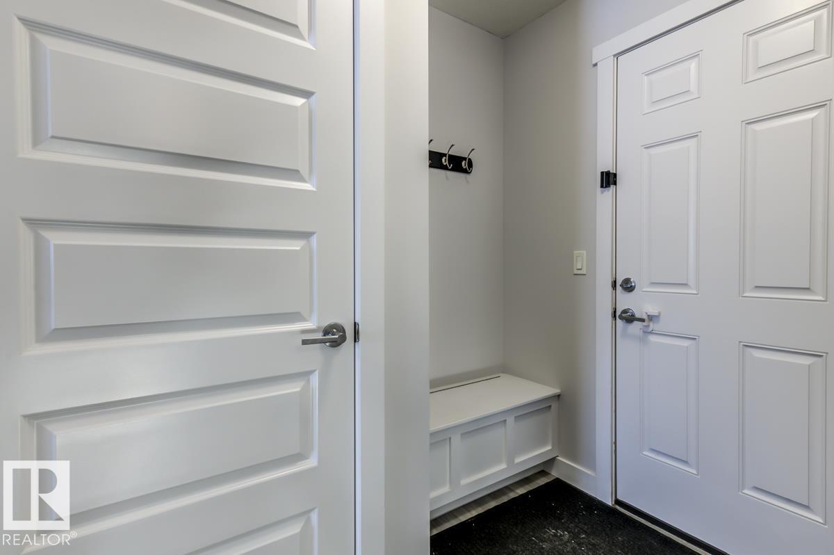 1714 169 ST SW SW, Edmonton