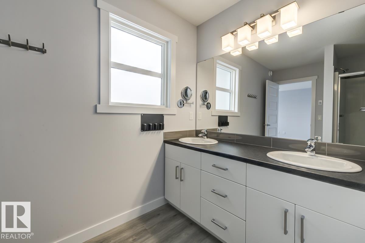 1714 169 ST SW SW, Edmonton