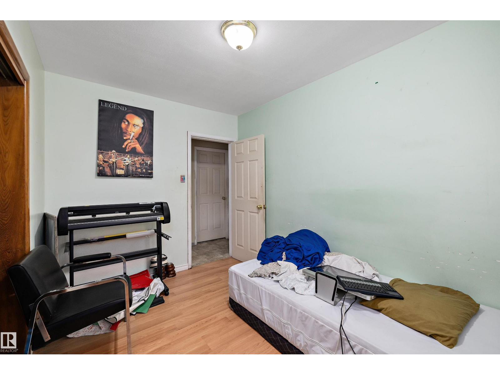 13136 60 ST NW, Edmonton