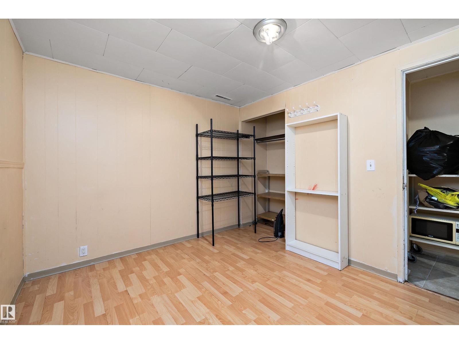 13136 60 ST NW, Edmonton