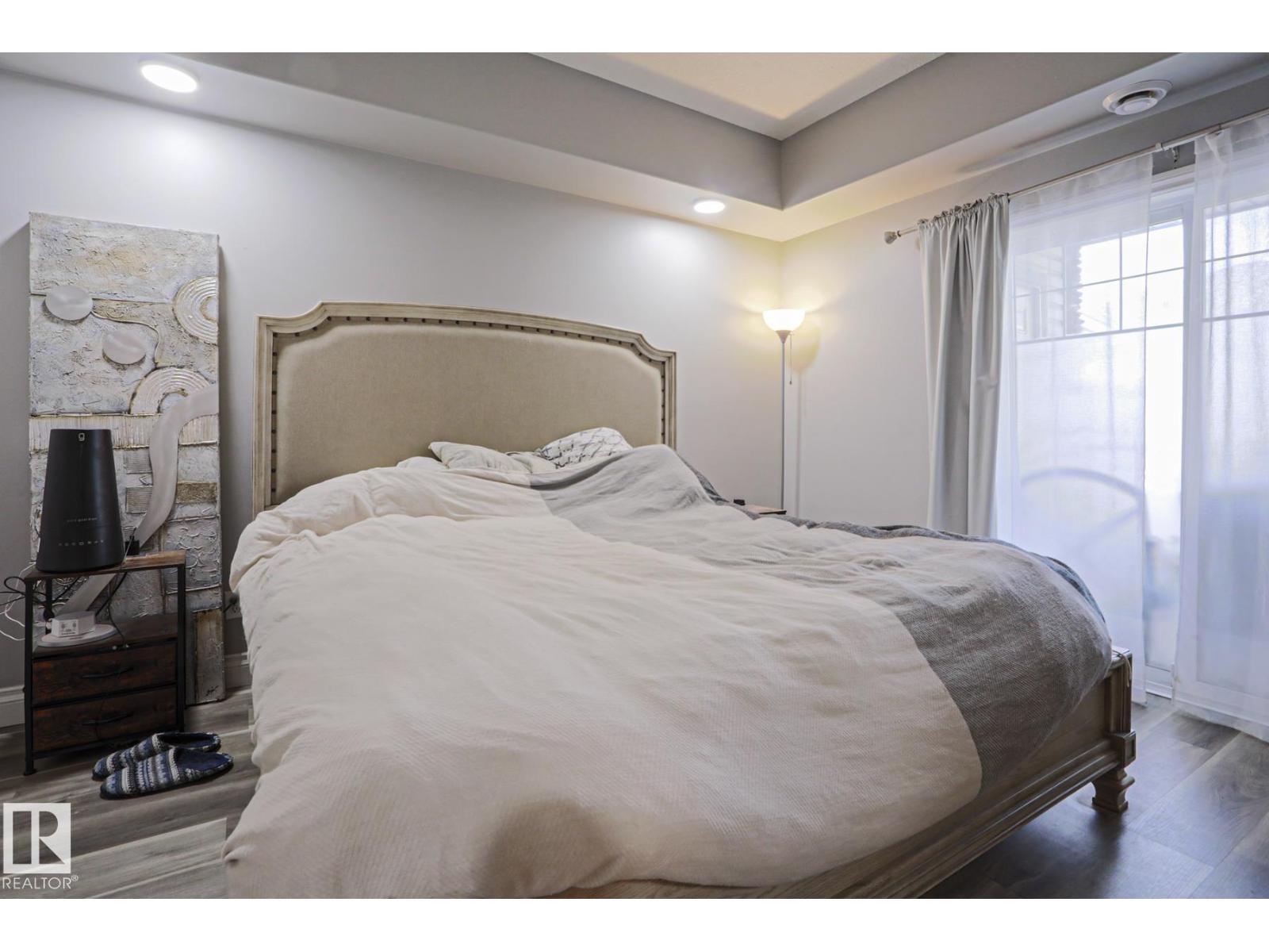 #18 2565 HANNA CR NW, Edmonton