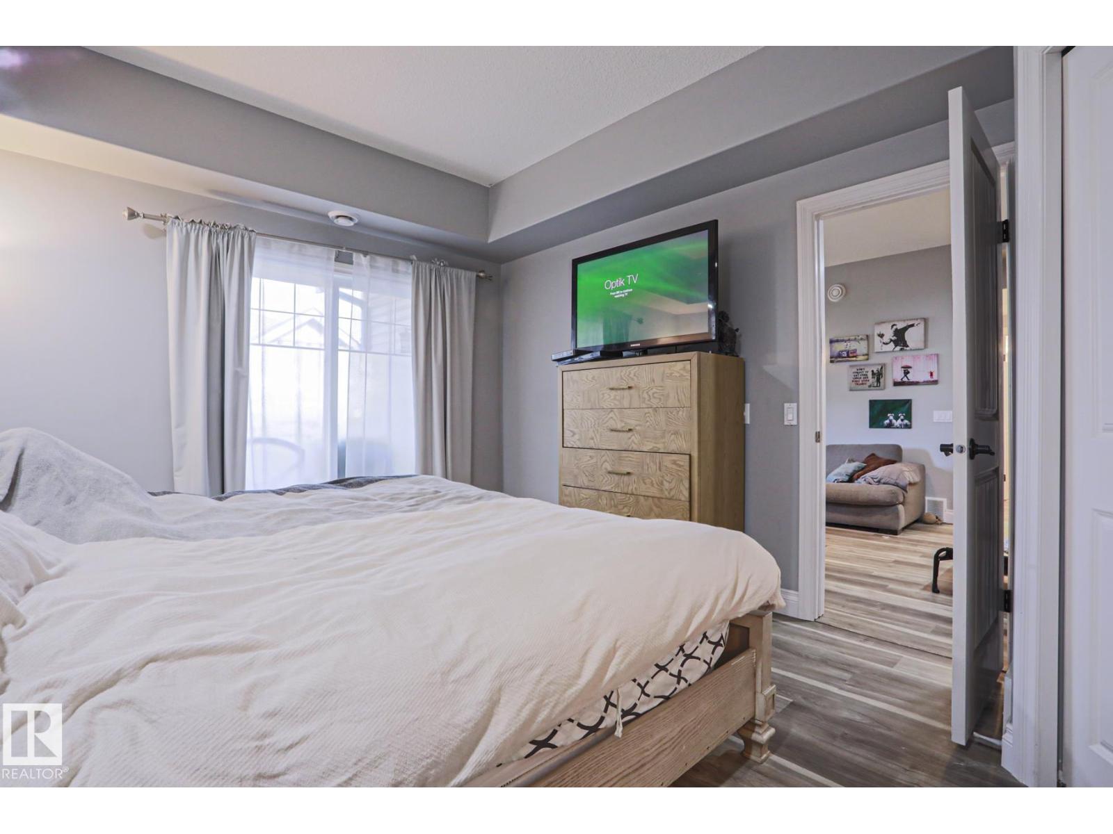 #18 2565 HANNA CR NW, Edmonton