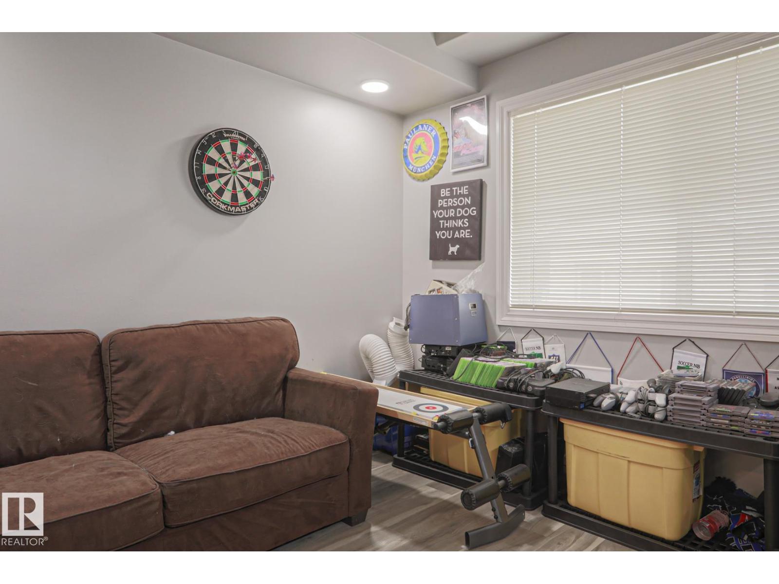 #18 2565 HANNA CR NW, Edmonton