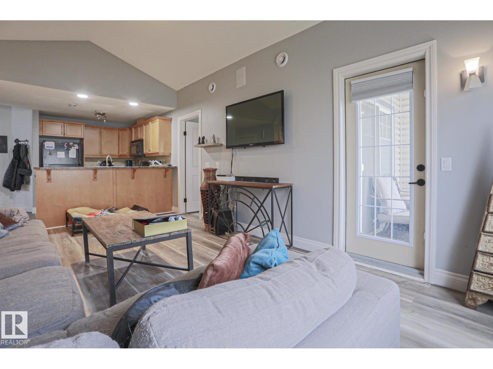 #18 2565 HANNA CR NW, Edmonton