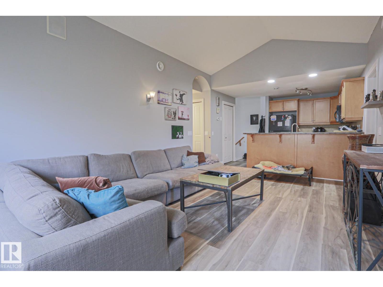 #18 2565 HANNA CR NW, Edmonton