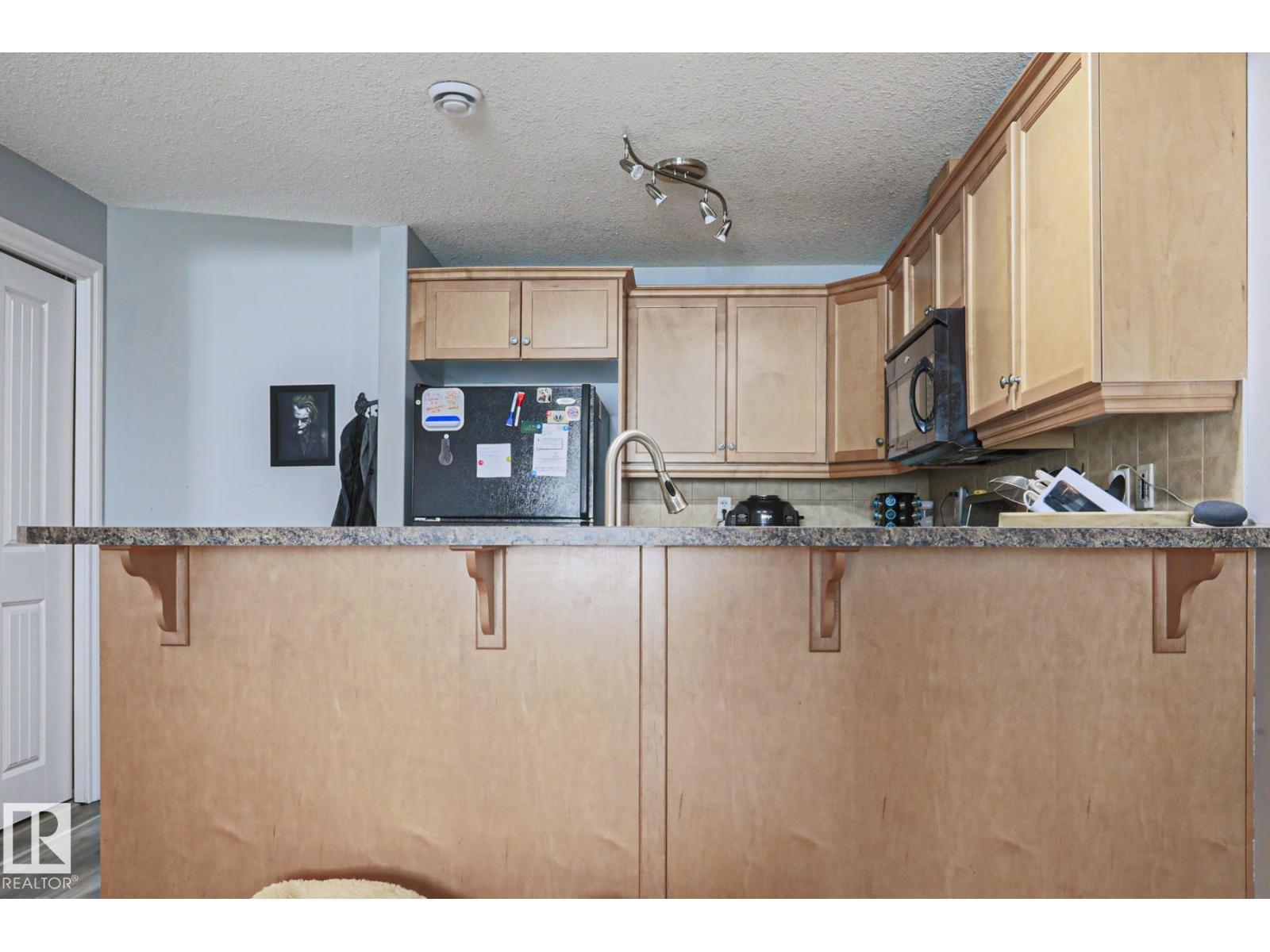 #18 2565 HANNA CR NW, Edmonton