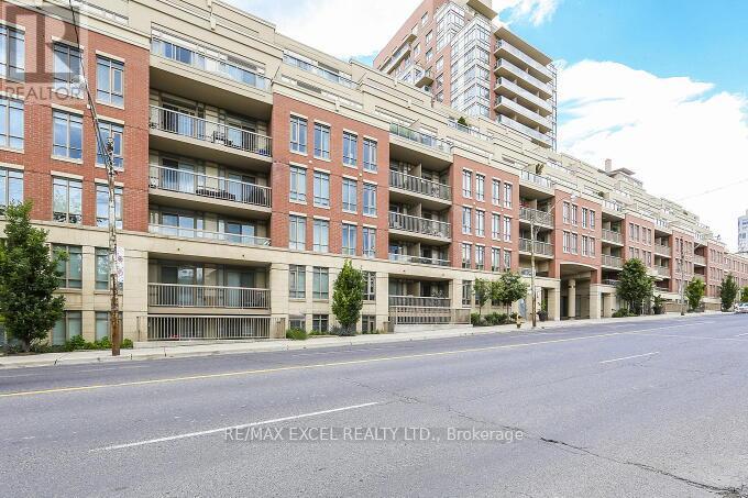 426 - 900 MOUNT PLEASANT ROAD — photo 24
