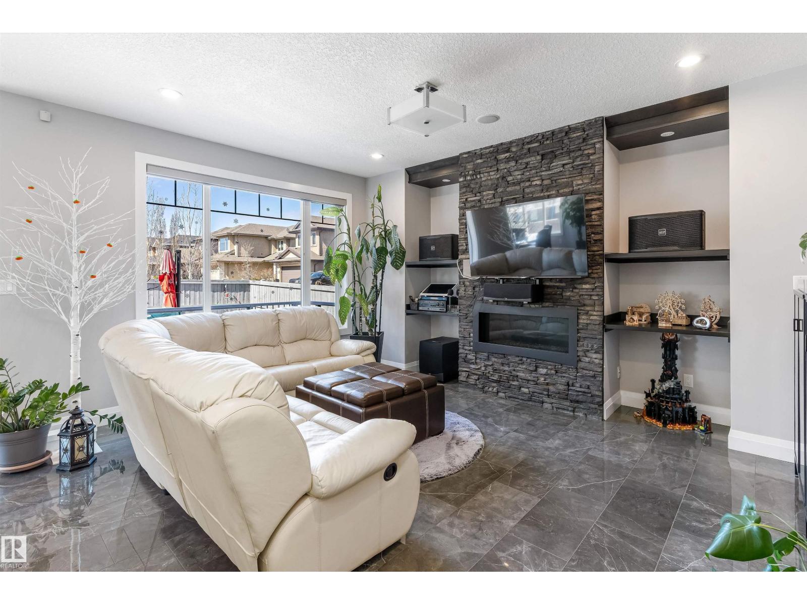 18096 89 ST NW, Edmonton