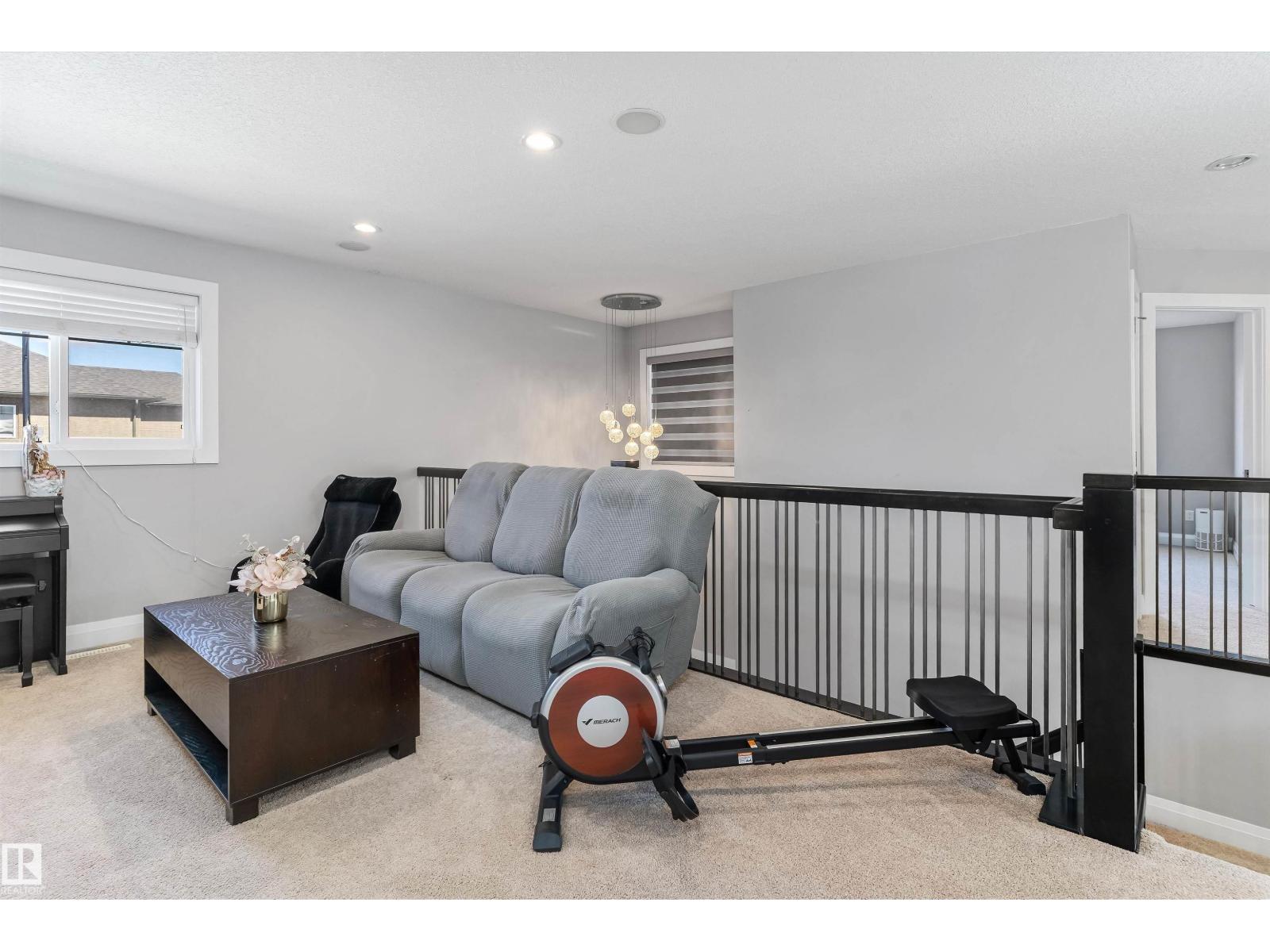 18096 89 ST NW, Edmonton