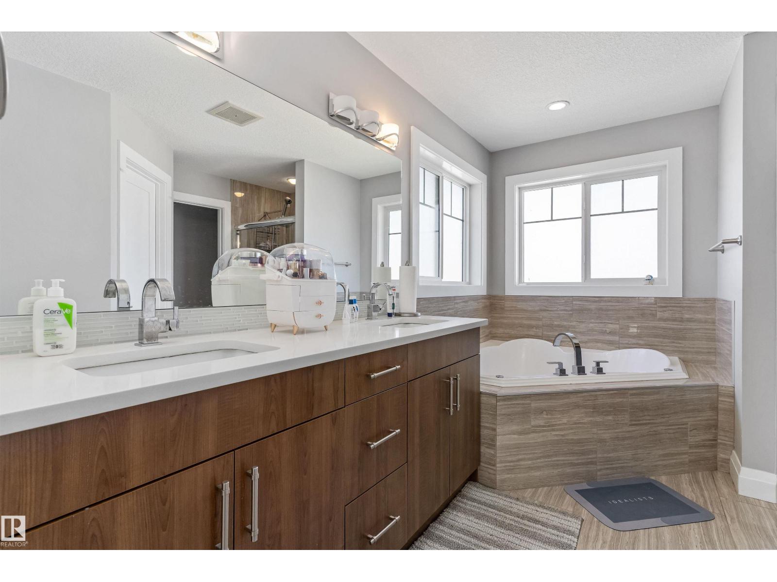 18096 89 ST NW, Edmonton