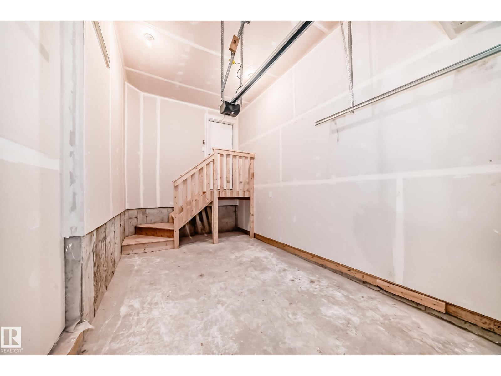 #34 710 Mattson DR SW SW, Edmonton