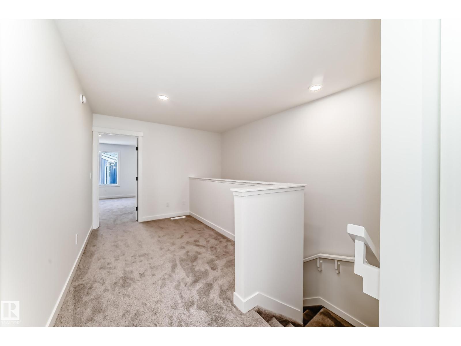 #34 710 Mattson DR SW SW, Edmonton