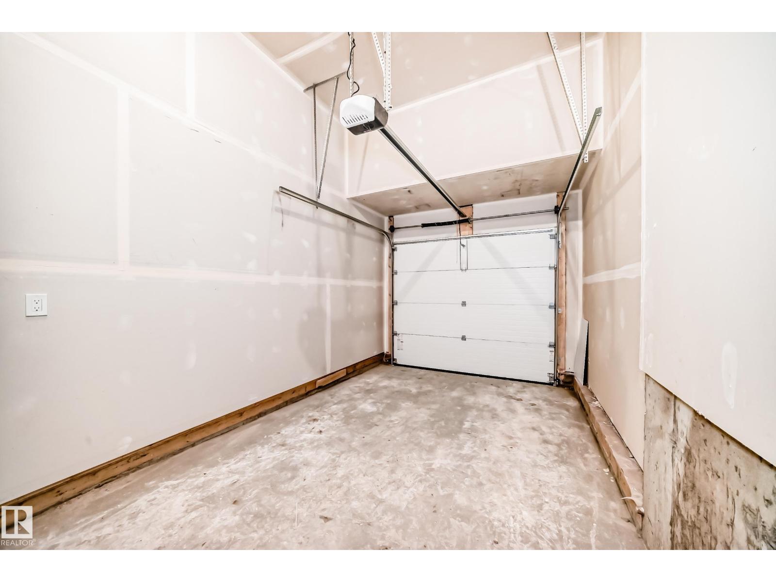 #34 710 Mattson DR SW SW, Edmonton