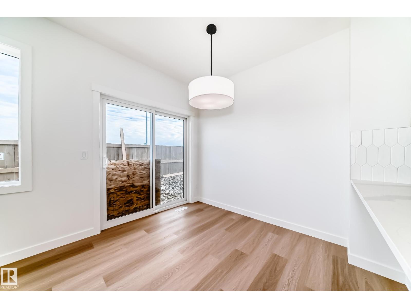 #34 710 Mattson DR SW SW, Edmonton