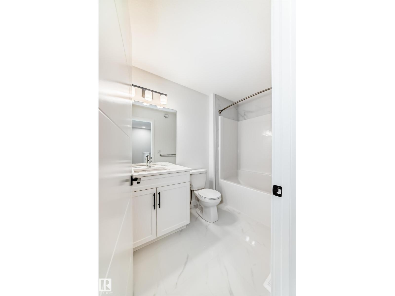 #34 710 Mattson DR SW SW, Edmonton