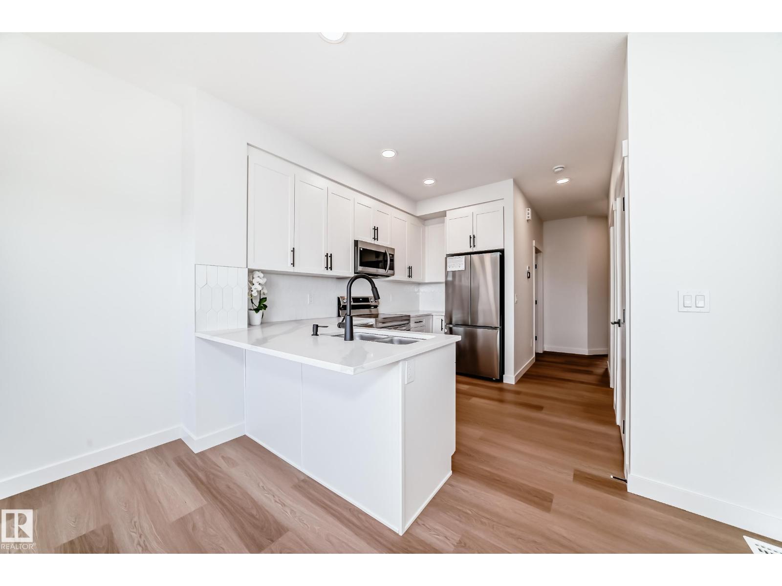 #34 710 Mattson DR SW SW, Edmonton