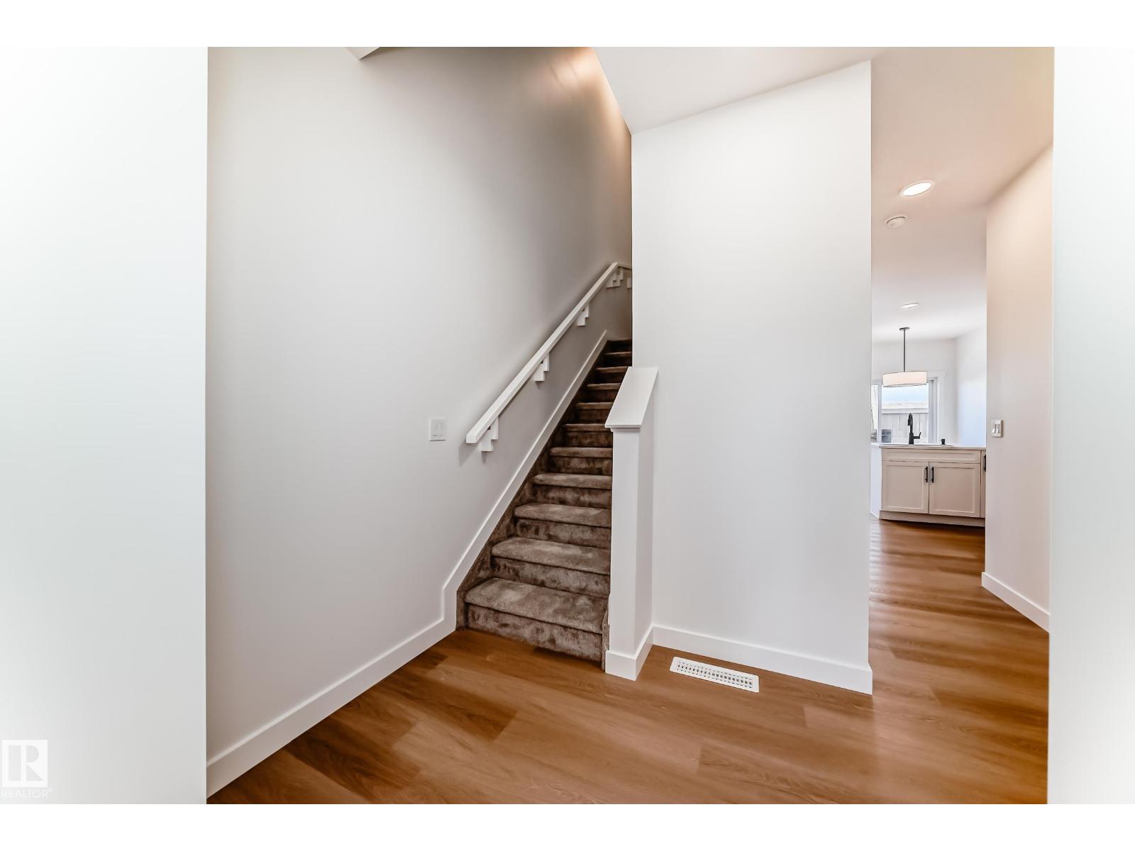 #34 710 Mattson DR SW SW, Edmonton