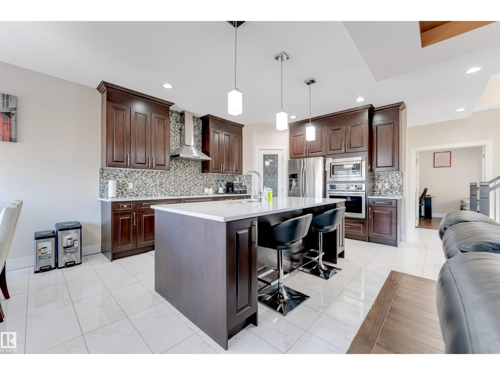 1943 ADAMSON TC SW, Edmonton