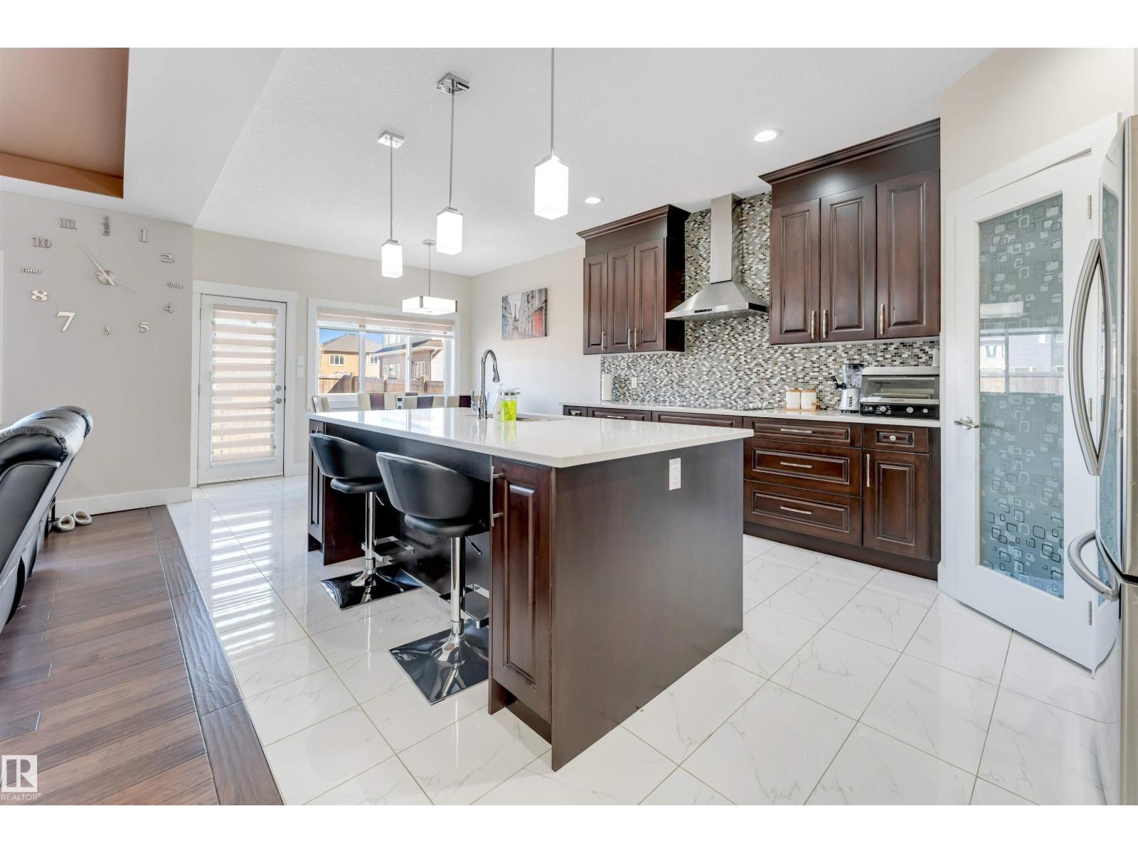 1943 ADAMSON TC SW, Edmonton