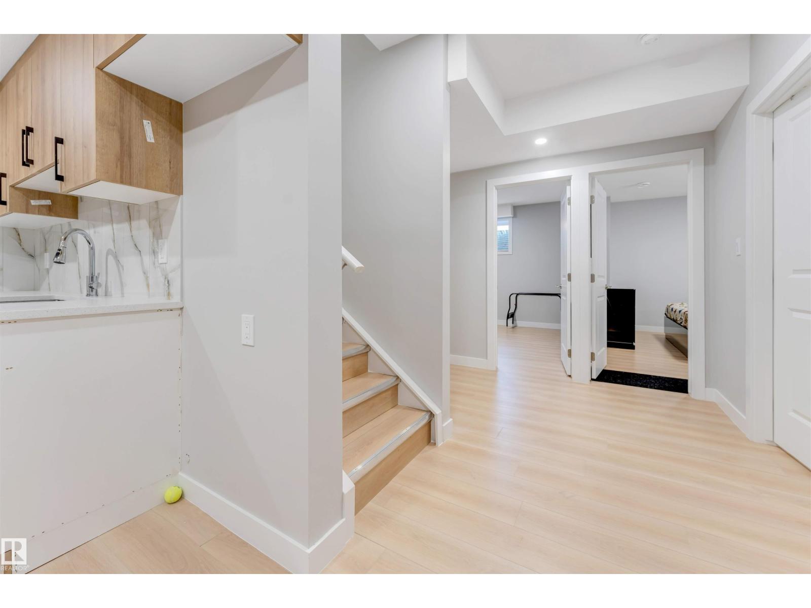 1943 ADAMSON TC SW, Edmonton