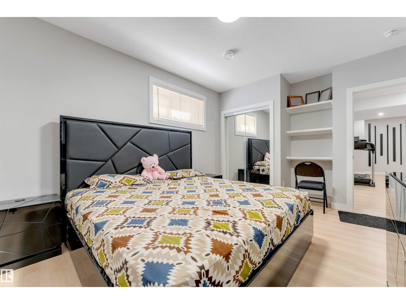 1943 ADAMSON TC SW, Edmonton