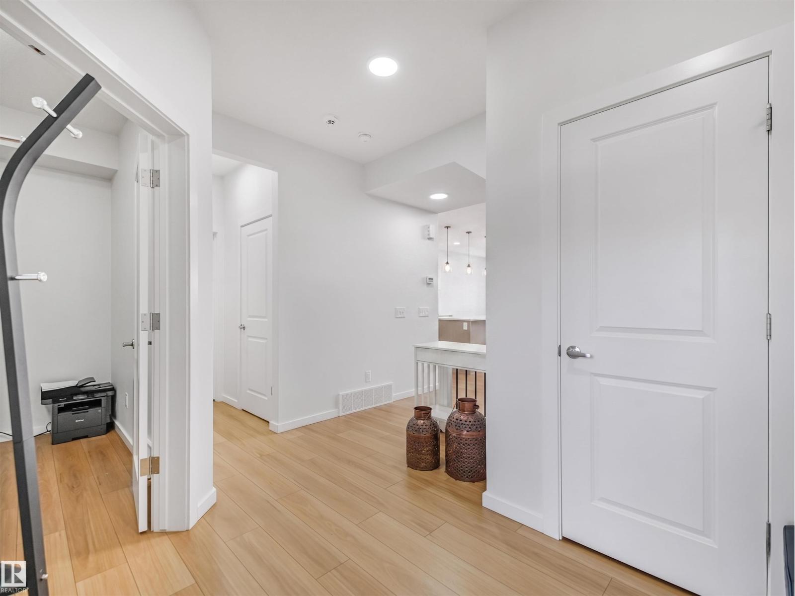 4324 Hawthorn Landing SW, Edmonton