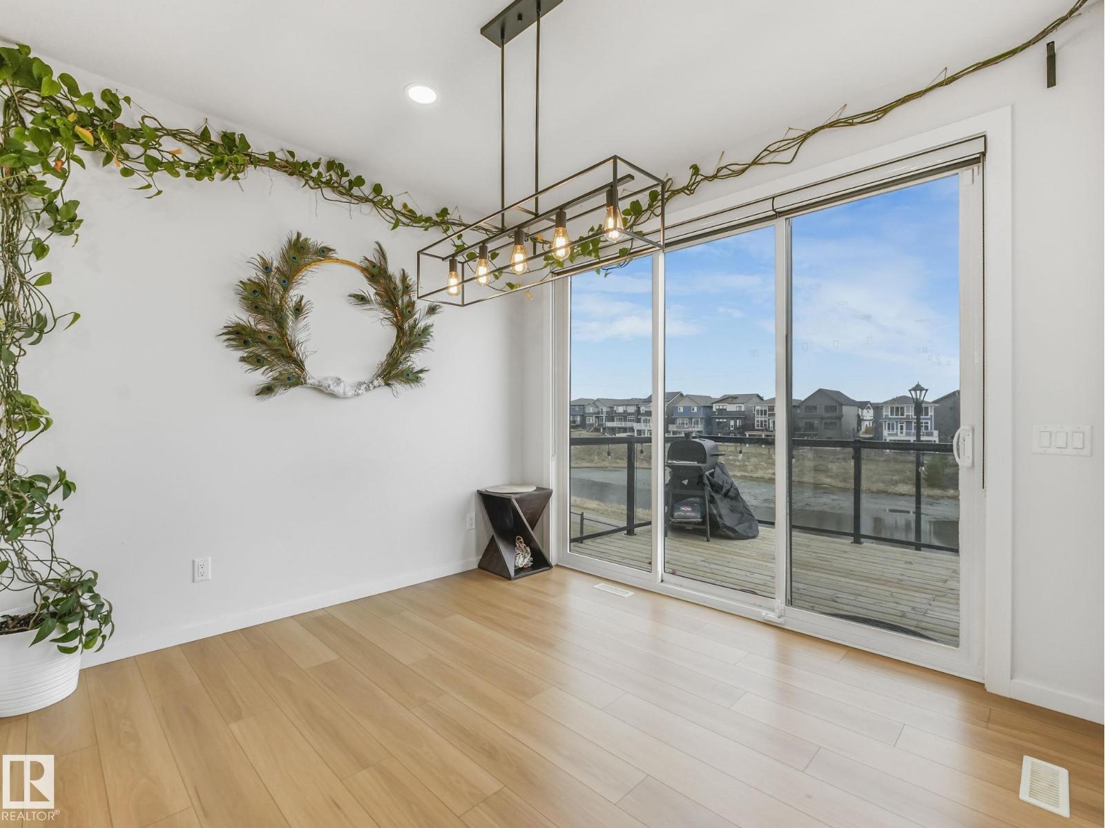 4324 Hawthorn Landing SW, Edmonton