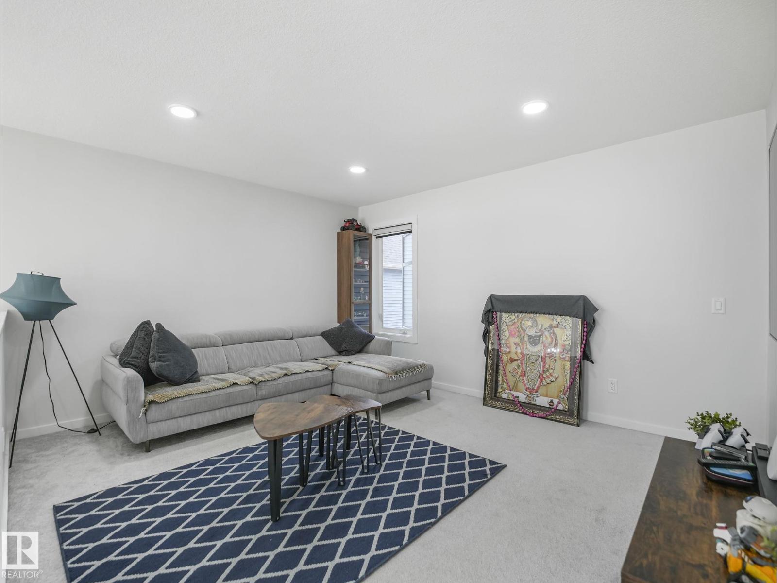 4324 Hawthorn Landing SW, Edmonton