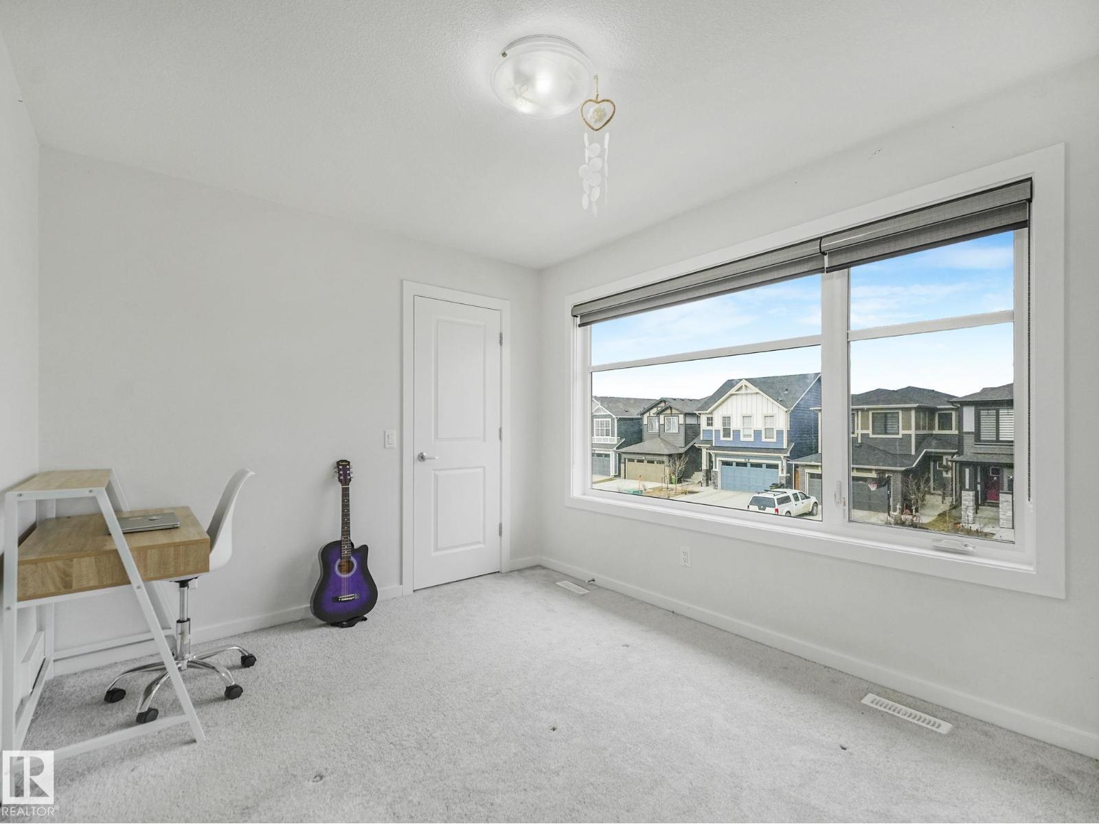 4324 Hawthorn Landing SW, Edmonton