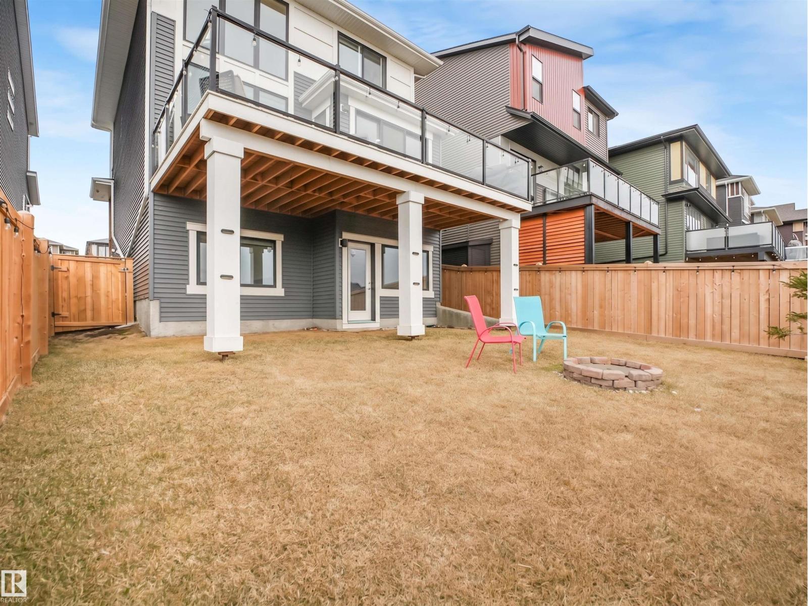 4324 Hawthorn Landing SW, Edmonton