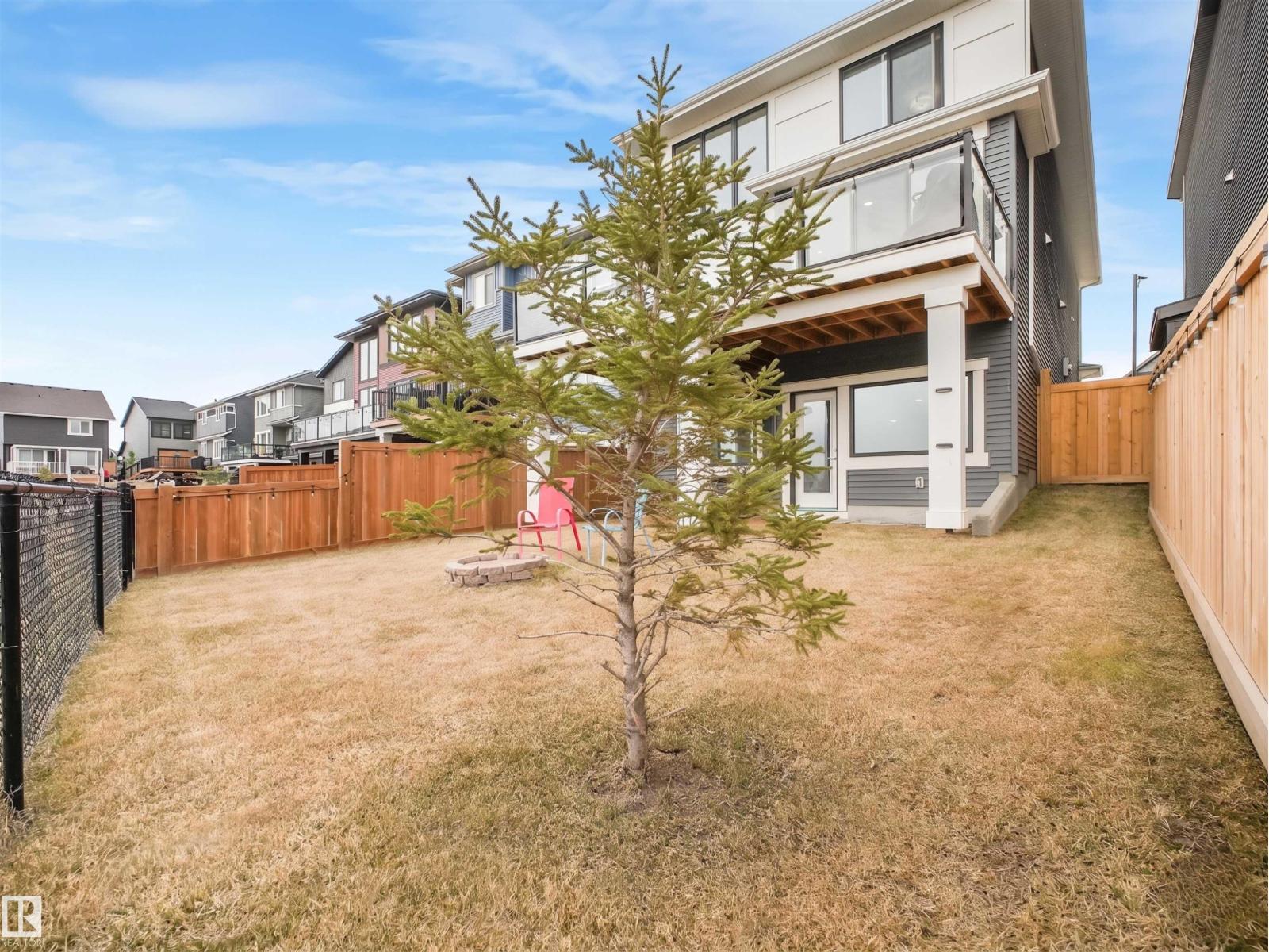 4324 Hawthorn Landing SW, Edmonton