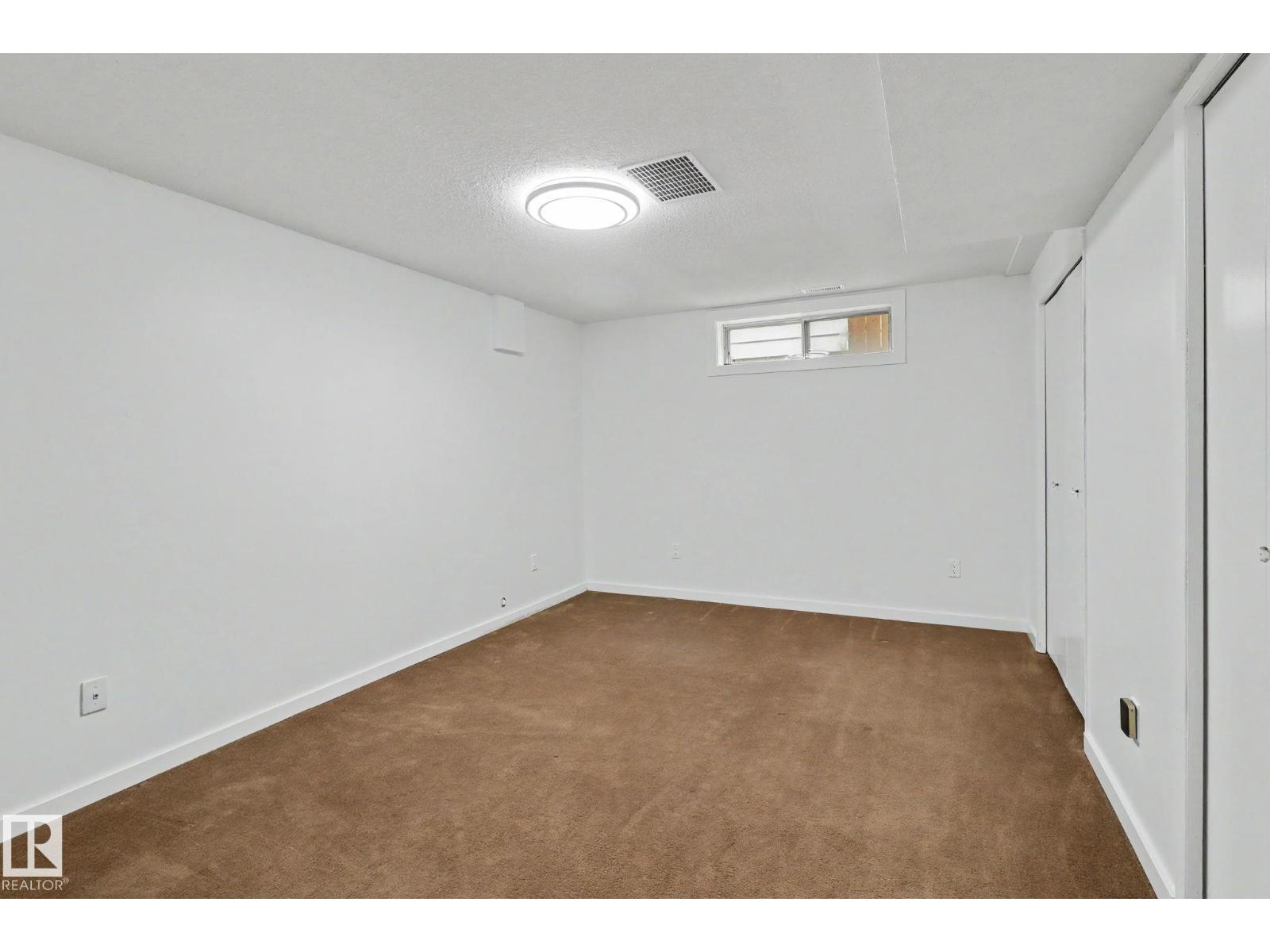 8711 30 AV NW, Edmonton