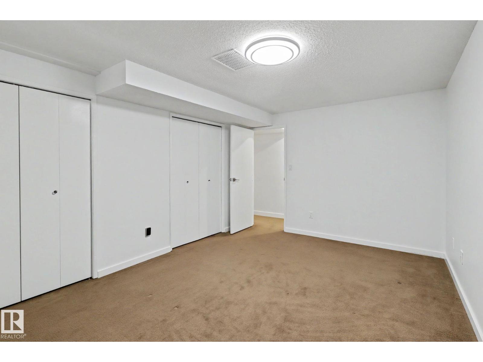 8711 30 AV NW, Edmonton