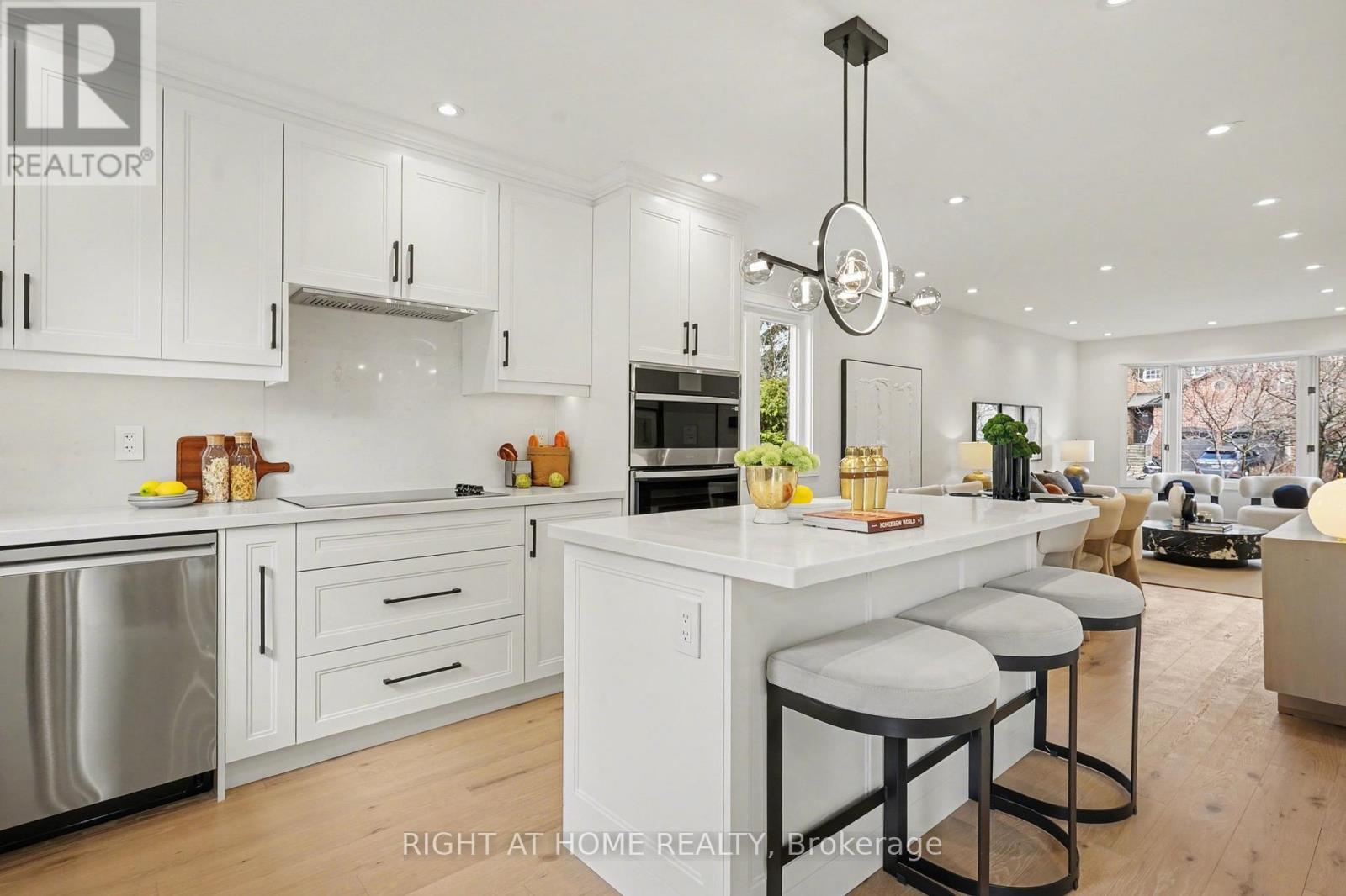 19 LANG ROAD - 11