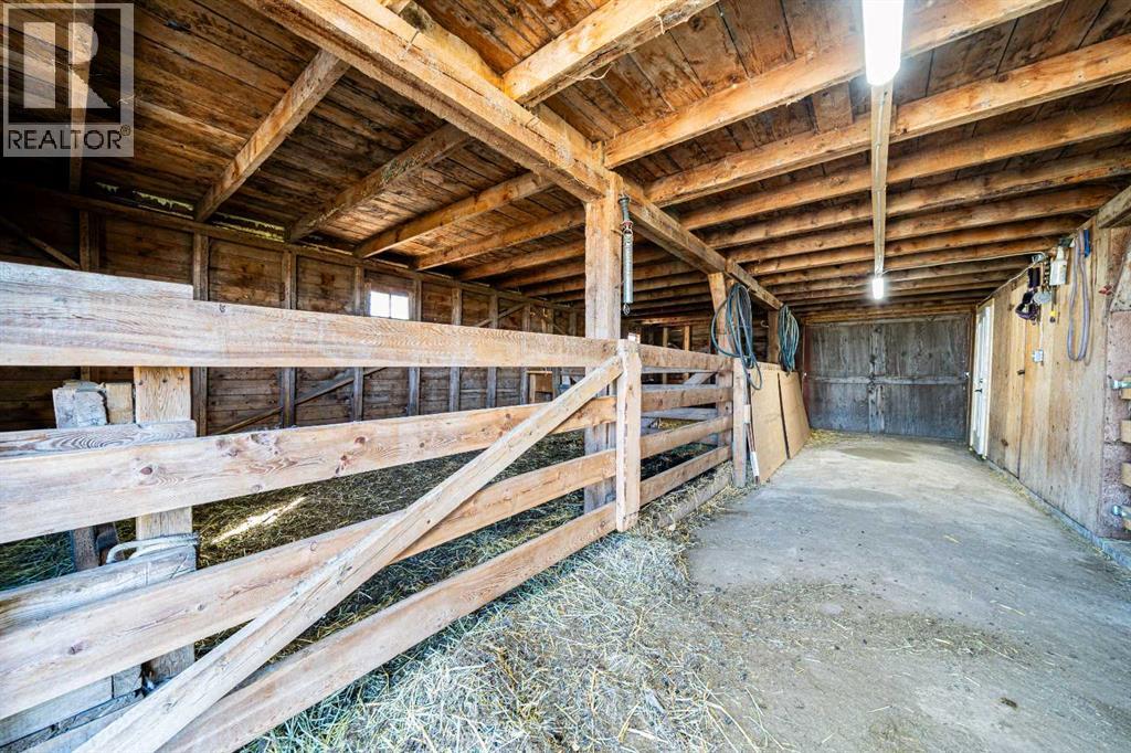 104040 Range Road 111 — photo 38