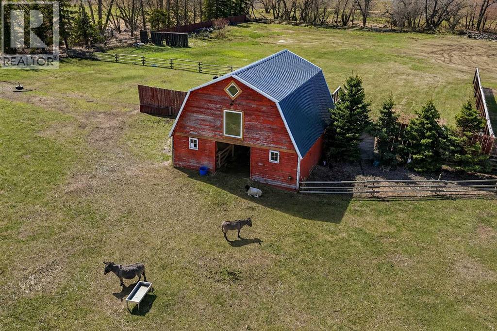 104040 Range Road 111 — photo 29