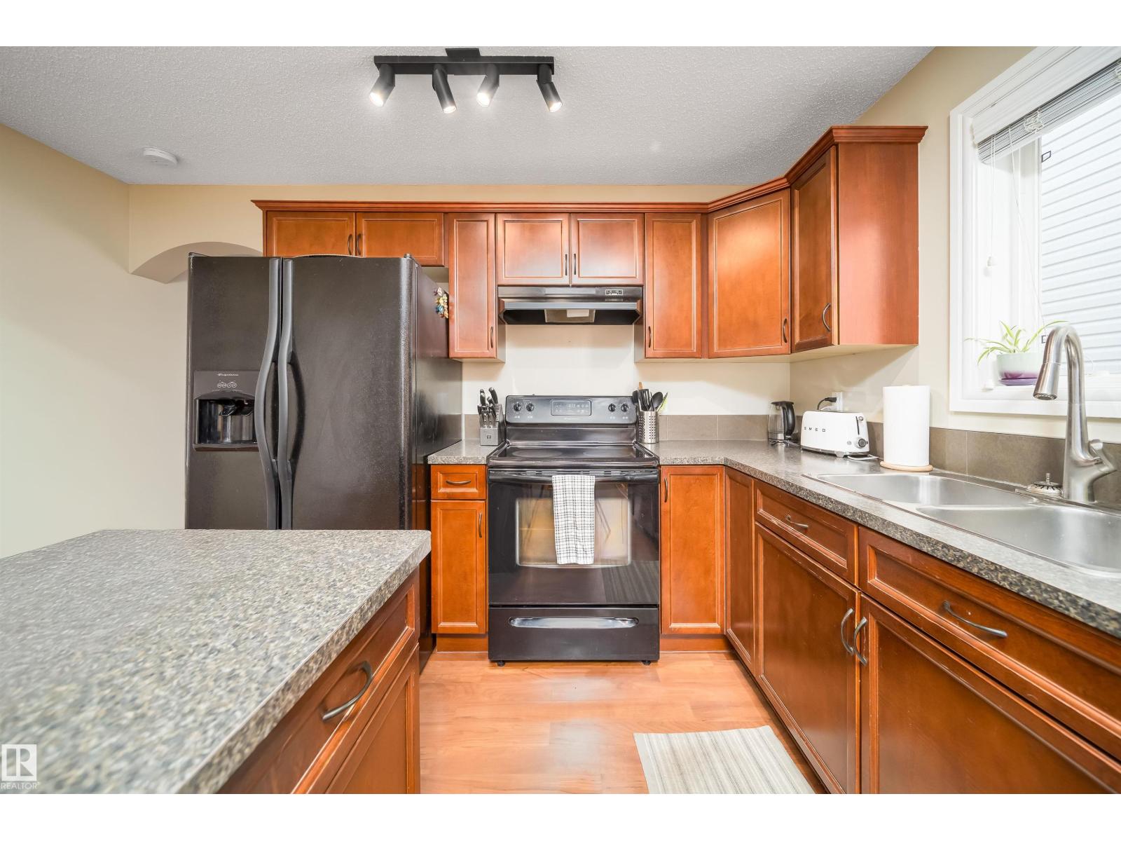 39 VIRGINIA AV, Spruce Grove