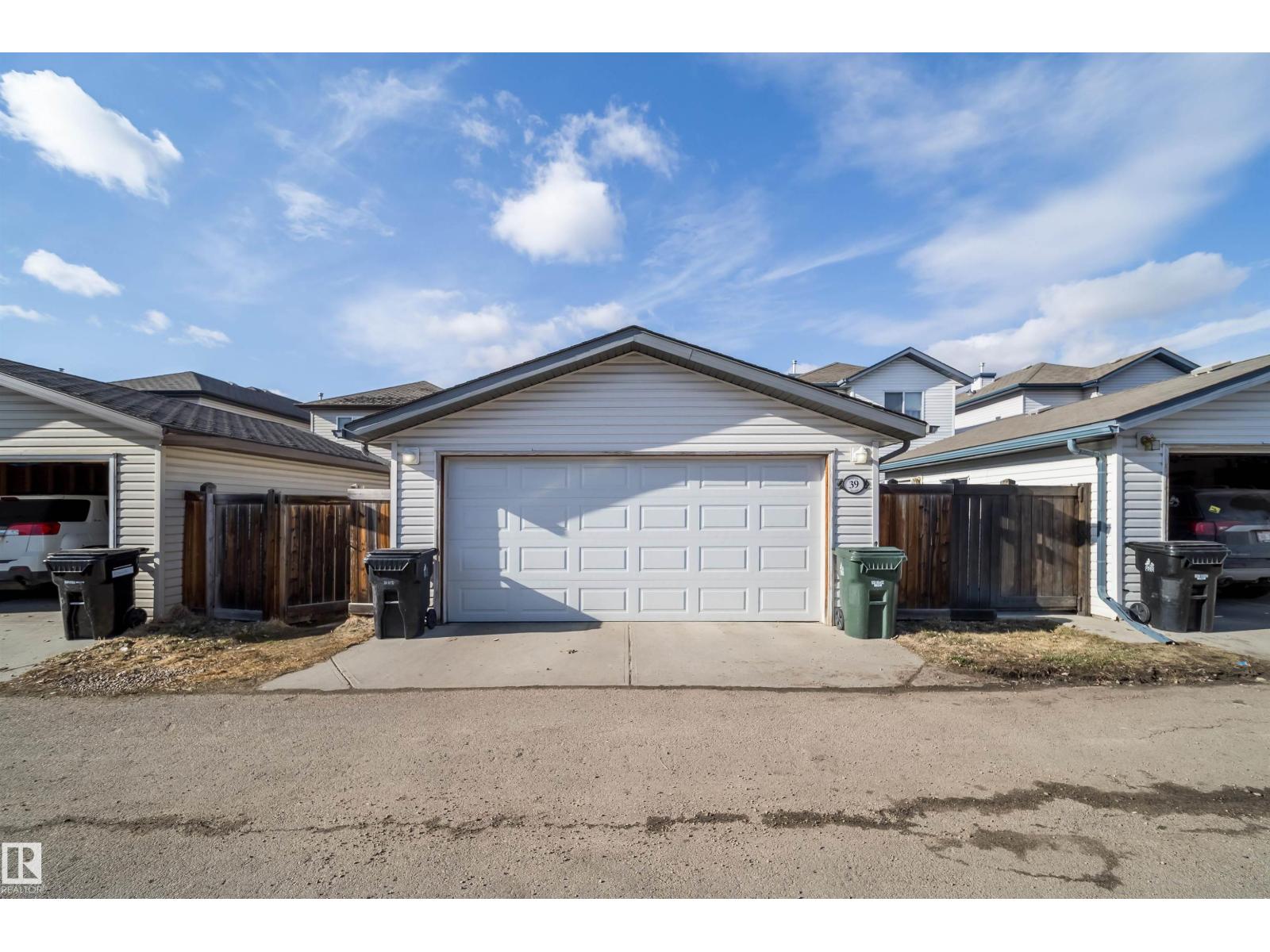 39 VIRGINIA AV, Spruce Grove