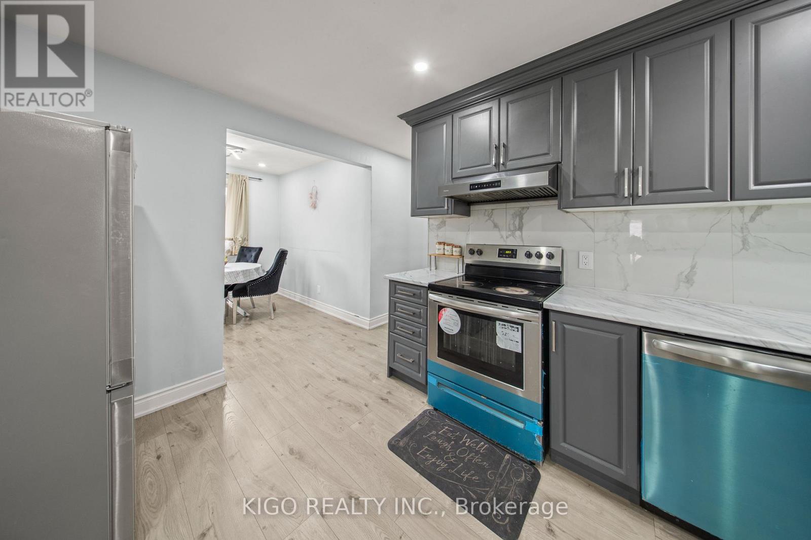 42 TUPPER CRESCENT - 10