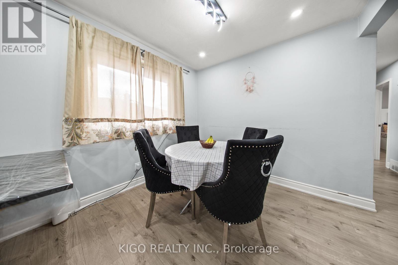 42 TUPPER CRESCENT - 11